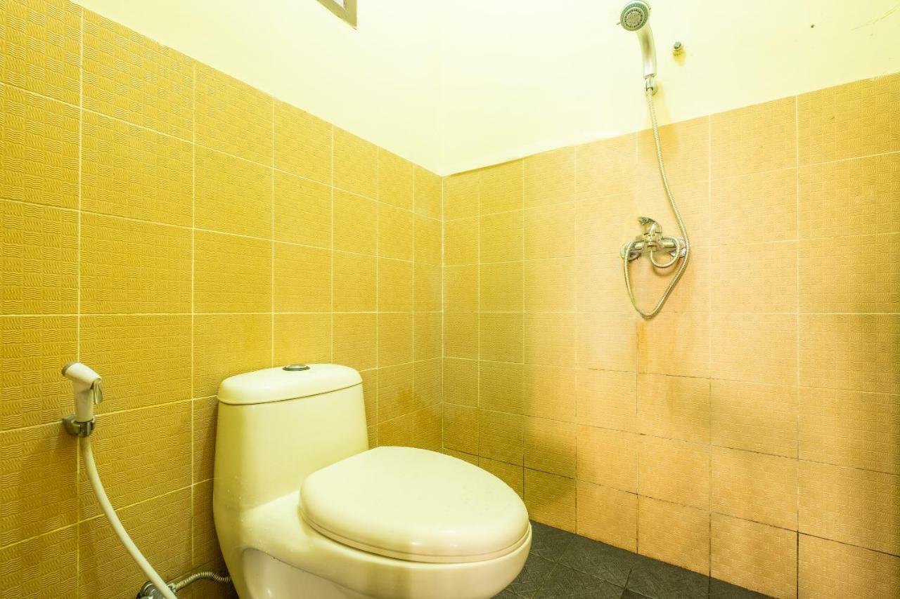 סוקאבומי Oyo 951 Cempaka Ratu Beach Resort מראה חיצוני תמונה