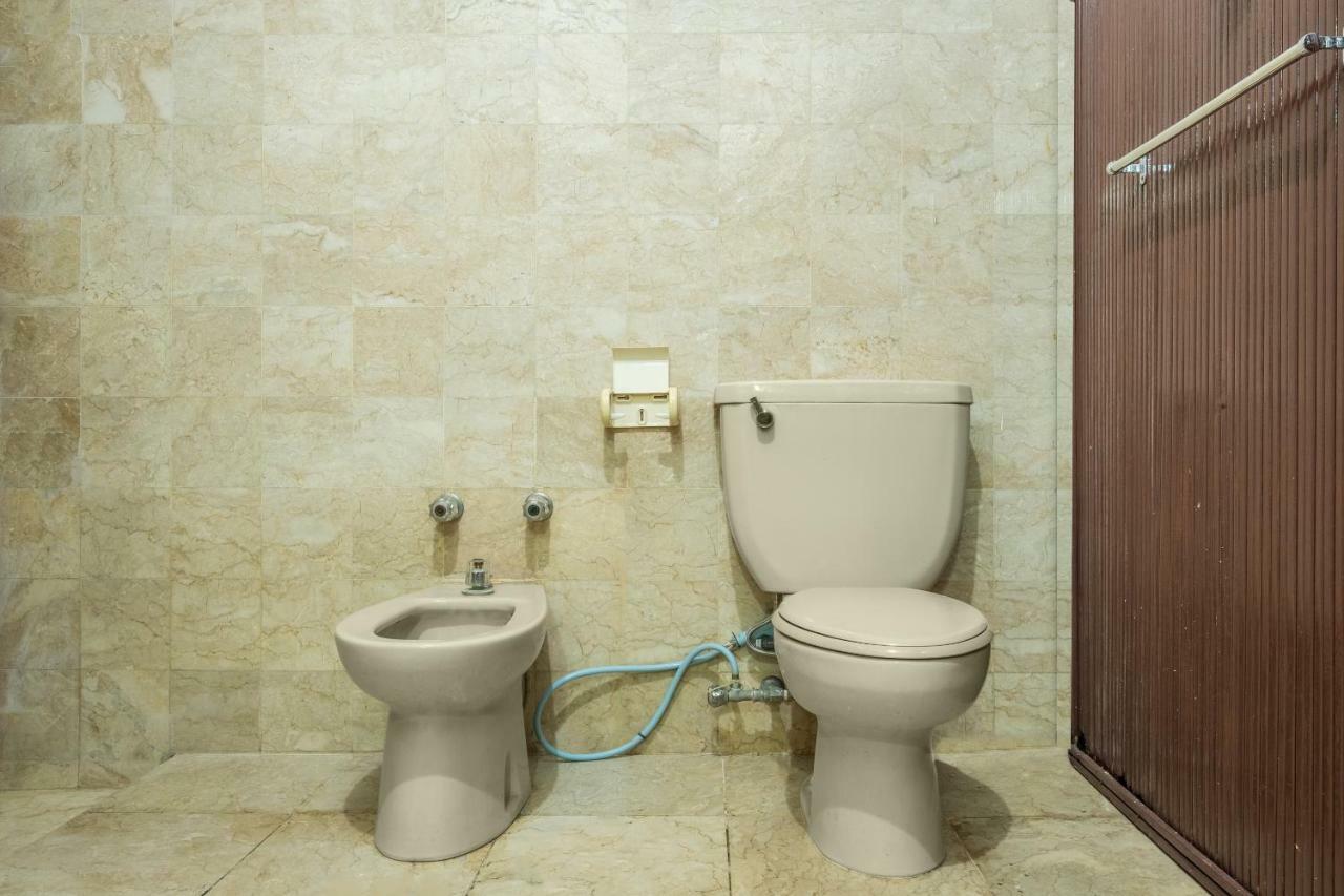 סוקאבומי Oyo 951 Cempaka Ratu Beach Resort מראה חיצוני תמונה